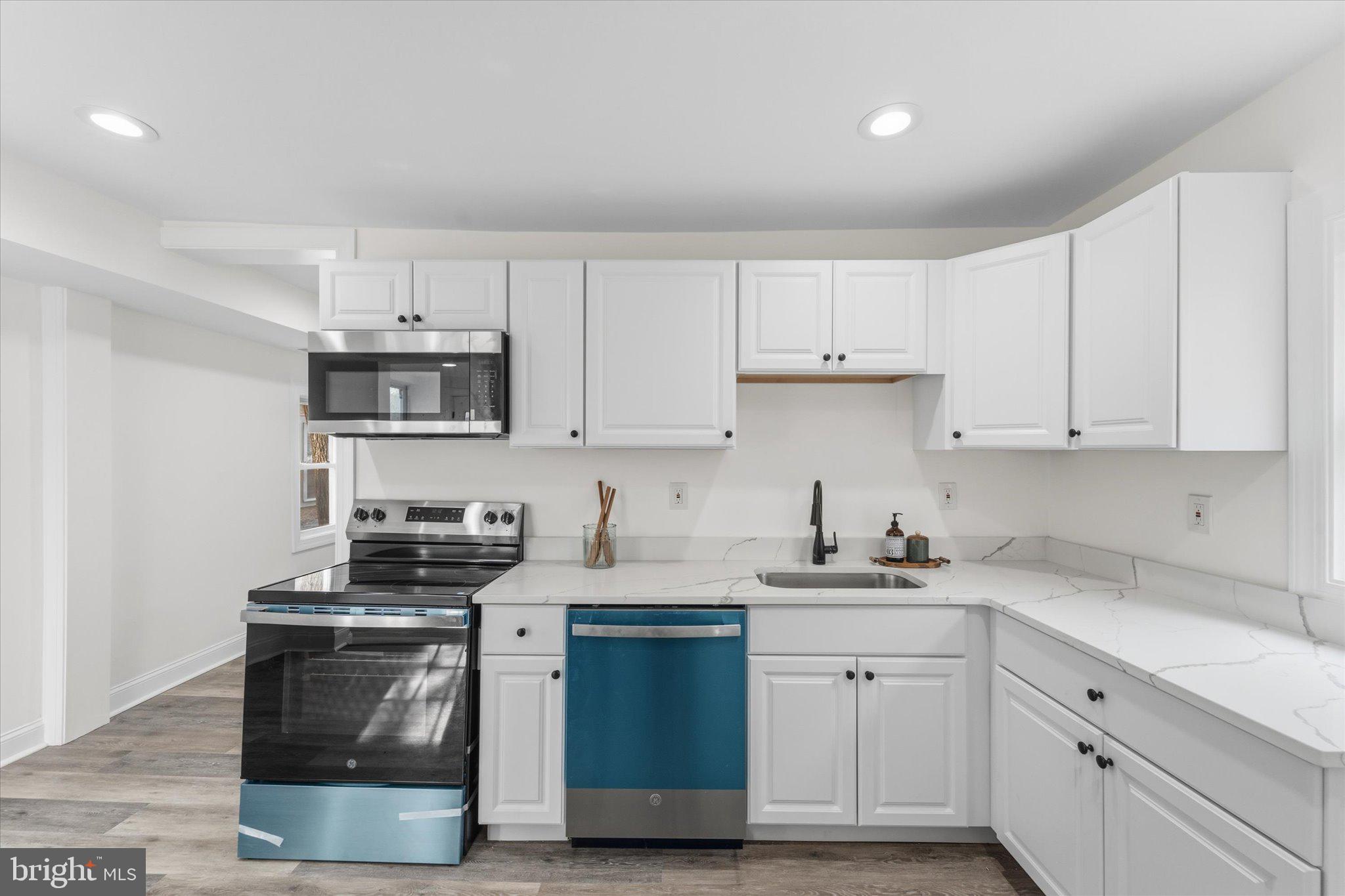 316 Ritenour Street Front Royal, VA 22630 - Photo 7 of 33