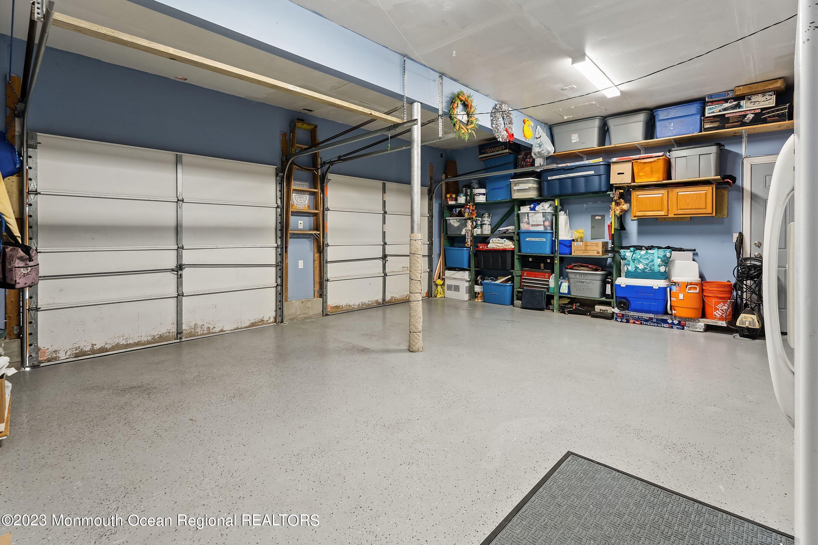 275 Sextant Road Manahawkin, NJ 08050 - Photo 31 of 33 275 Sextant Garage