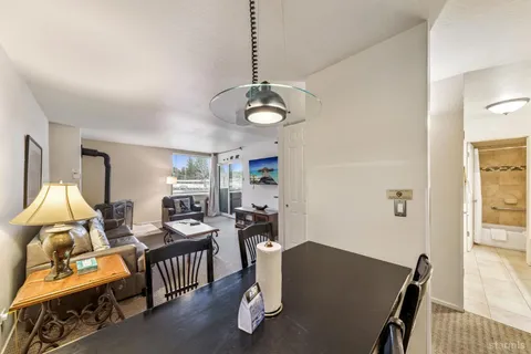 $430,000 | 3535 Lake Tahoe Boulevard, Unit 204, South Lake Tahoe, CA 96150