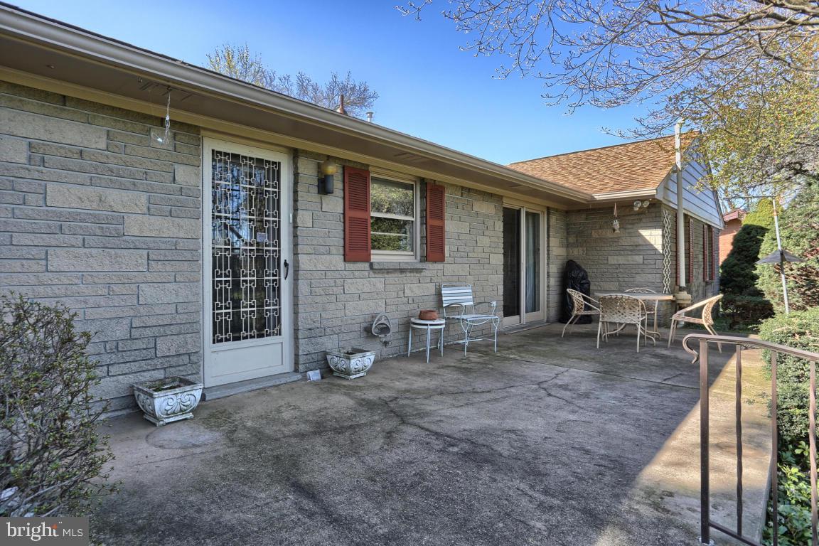208 North Zinns Mill Road Lebanon, PA 17042 - Photo 26 of 31 Gallery Image 26
