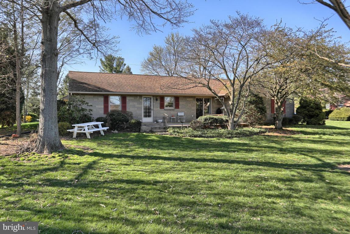 208 North Zinns Mill Road Lebanon, PA 17042 - Photo 27 of 31 Gallery Image 27