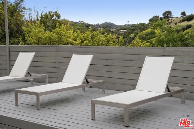 $1,589,000 | 15224 Encanto Drive, Sherman Oaks, CA 91403