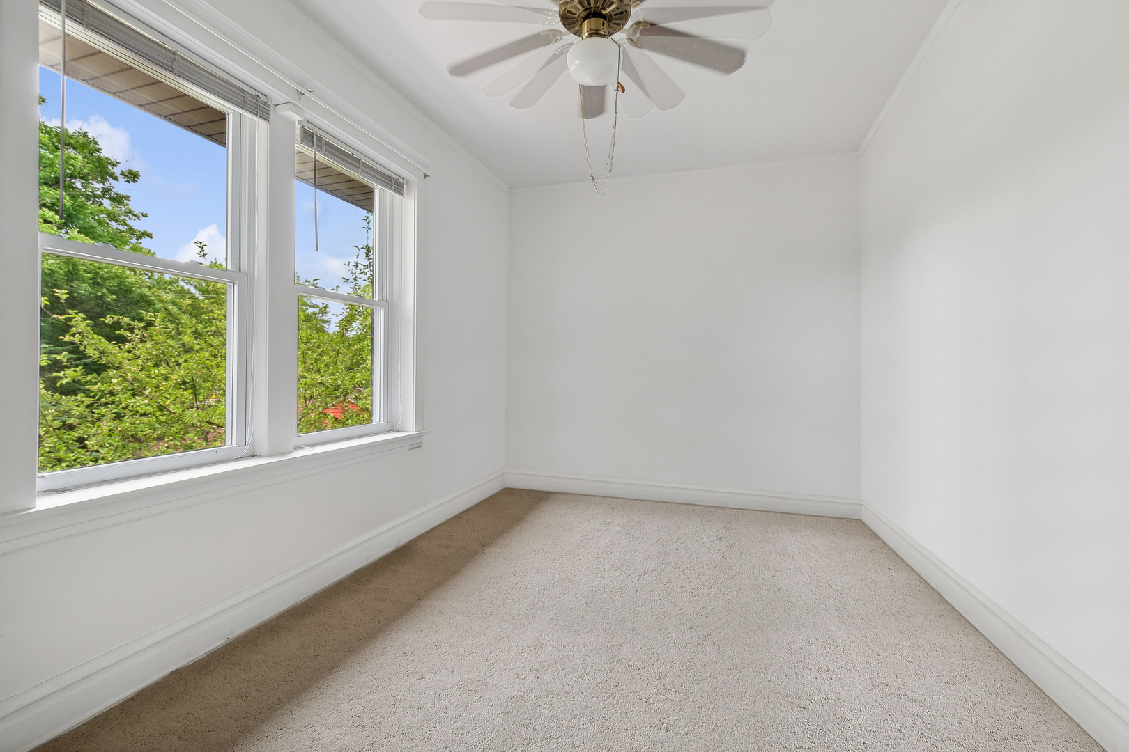 4545 North Manor Avenue Chicago, IL 60625 - Photo 30 of 76