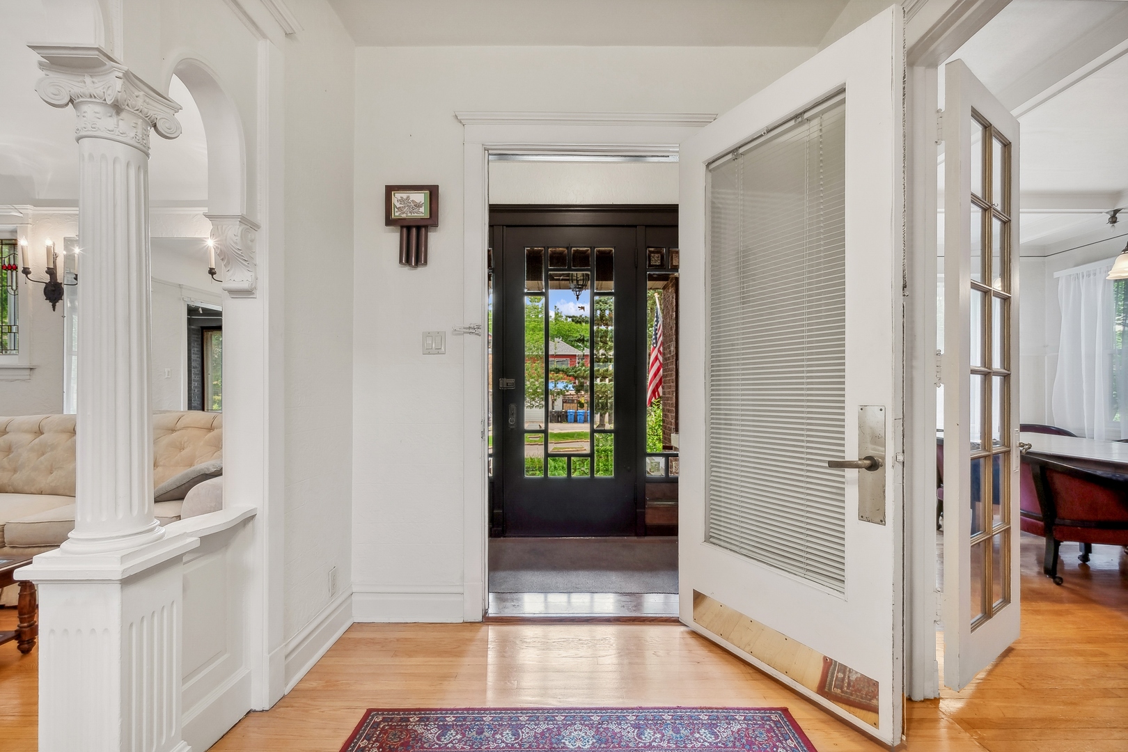 4545 North Manor Avenue Chicago, IL 60625 - Photo 4 of 76