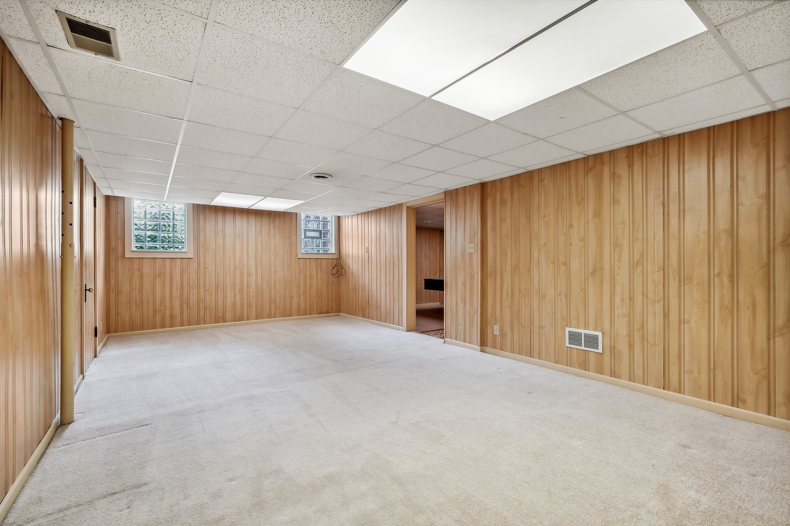 4545 North Manor Avenue Chicago, IL 60625 - Photo 47 of 76