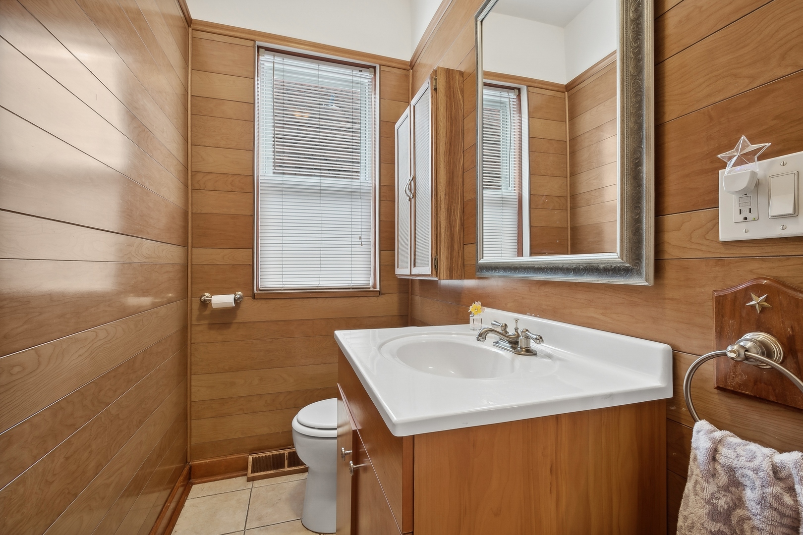 4545 North Manor Avenue Chicago, IL 60625 - Photo 54 of 76