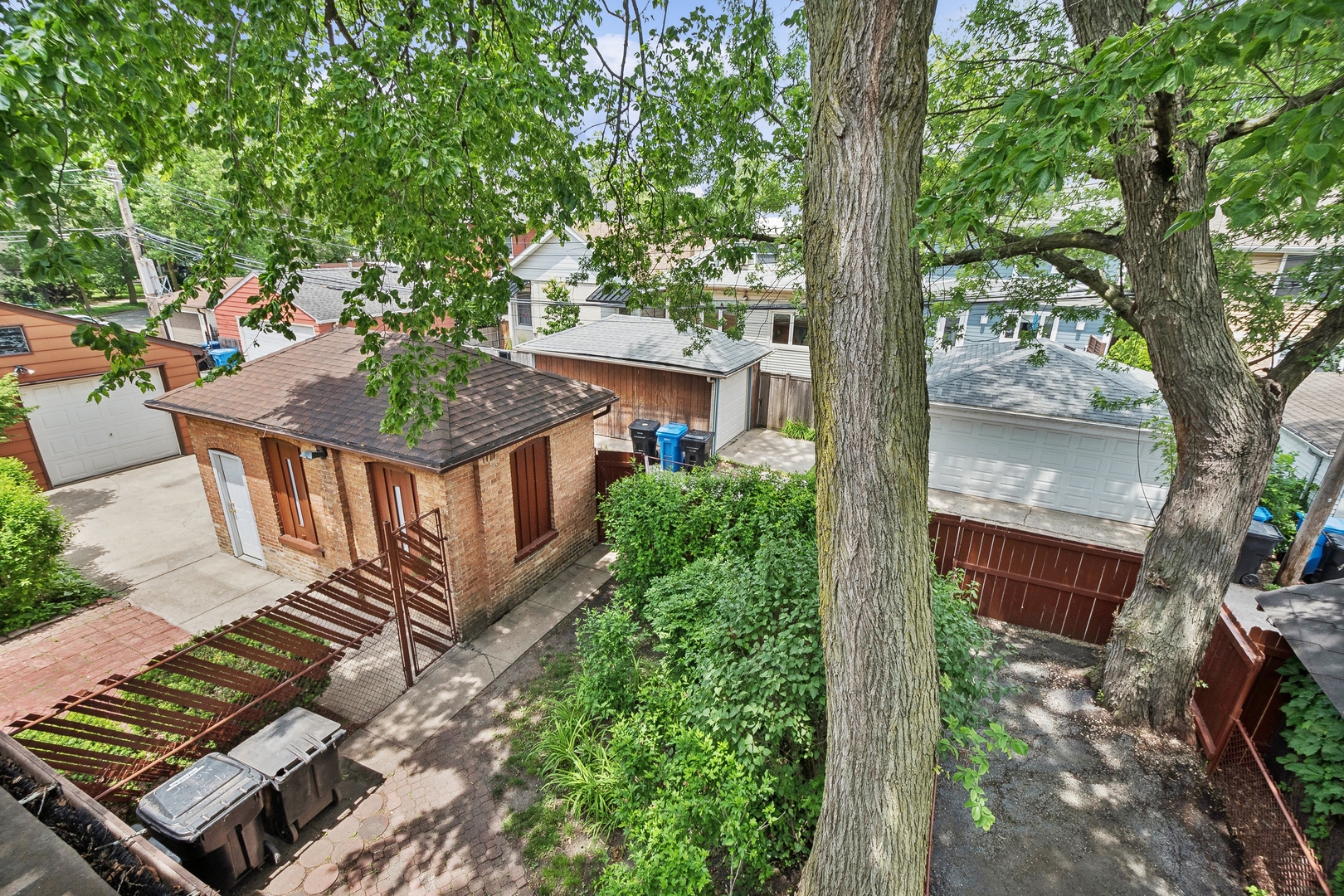 4545 North Manor Avenue Chicago, IL 60625 - Photo 70 of 76