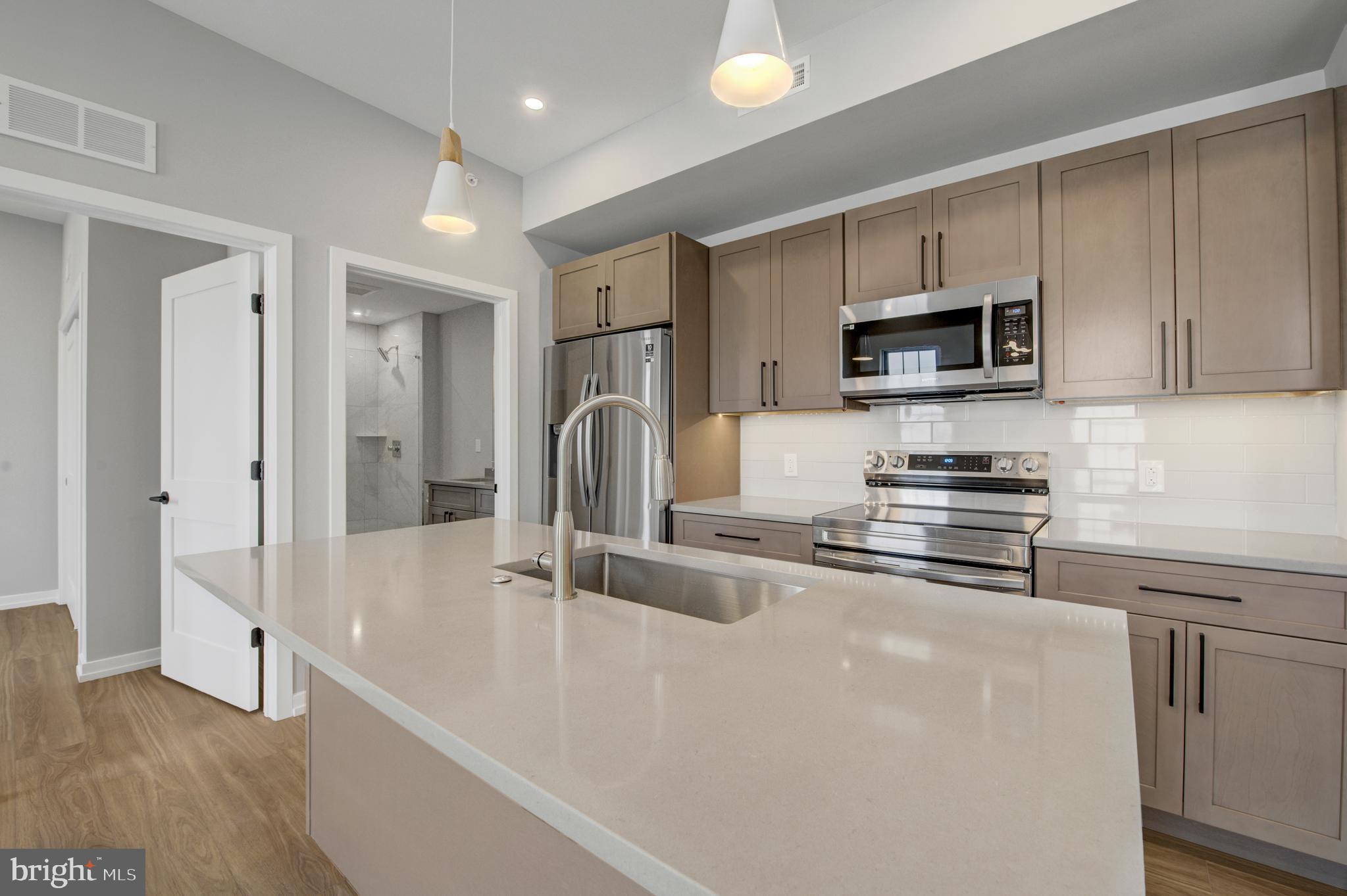 2445 Innovator Way, Unit 4D Philadelphia, PA 19146 - Photo 5 of 31