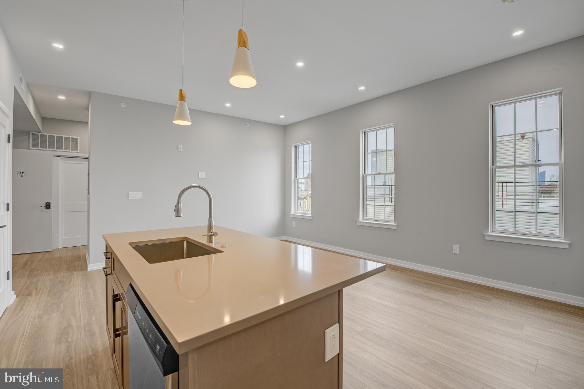 2445 Innovator Way, Unit 4D Philadelphia, PA 19146 - Photo 6 of 31