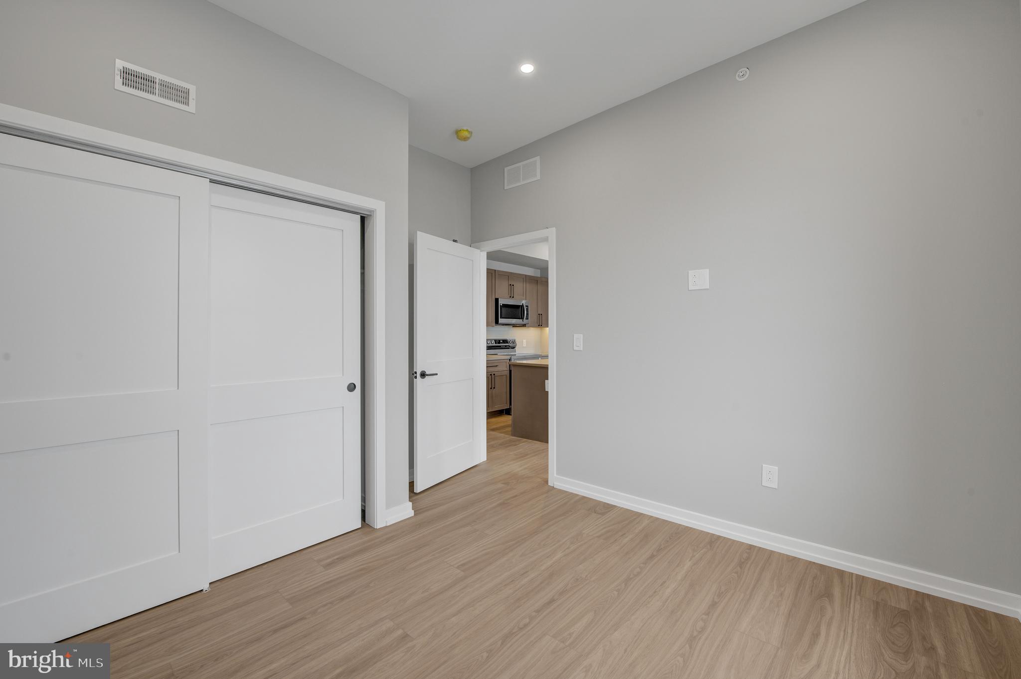 2445 Innovator Way, Unit 4D Philadelphia, PA 19146 - Photo 8 of 31