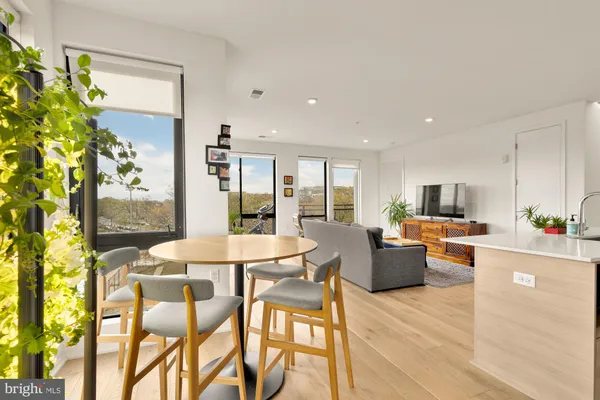 $7,500 | 1550 11th Street Northwest, Unit 401, Washington, DC 20005