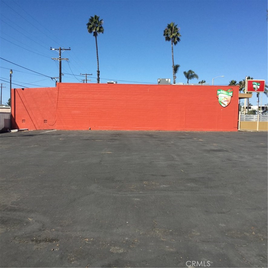 1009 South Coast Hwy  