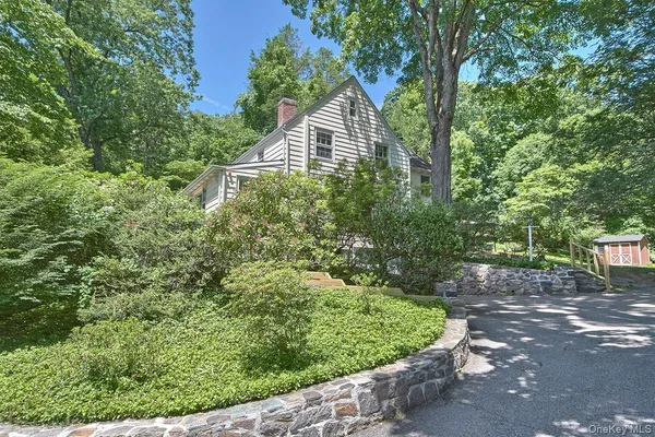 $1,199,000 | 21 Campfire Road, Chappaqua, NY 10514