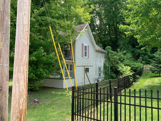 $160,000 | 314 Gear Street, Galena, IL 61036