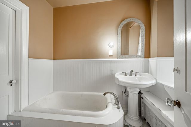 a view of an ocean from a yard