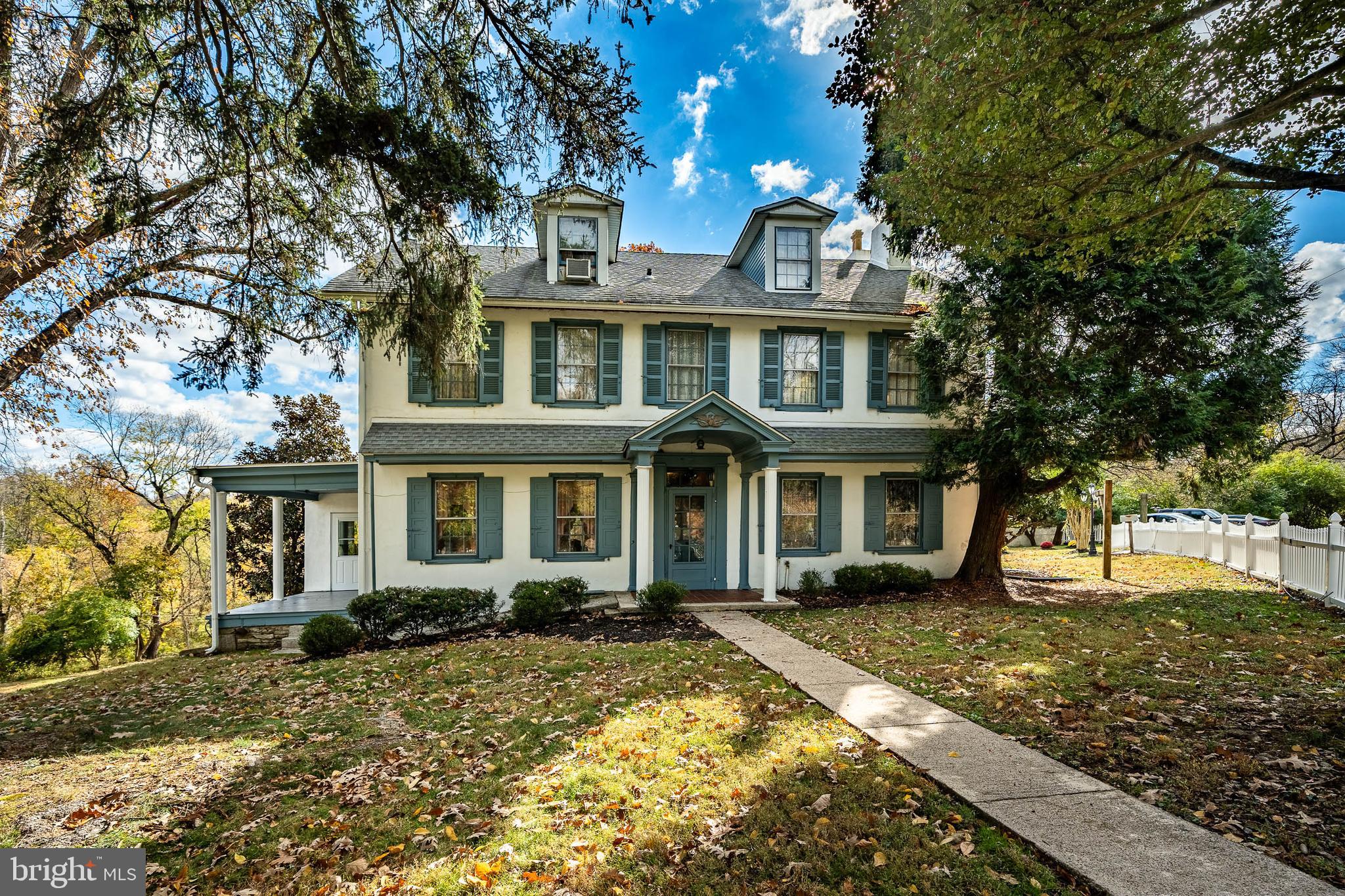 51 Scott Road Glen Mills, PA 19342 - Photo 5 of 85 a front view of a house with a yard