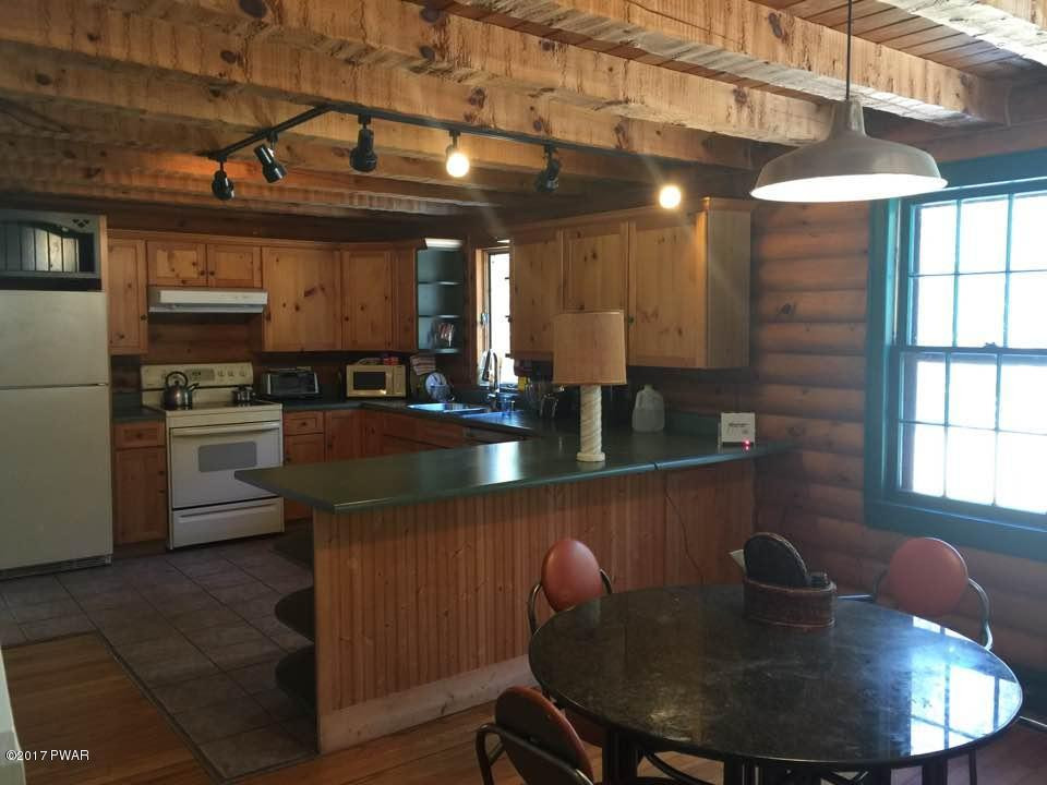 113 Old Schoolhouse Road Milford, PA 18337 - Photo 10 of 24