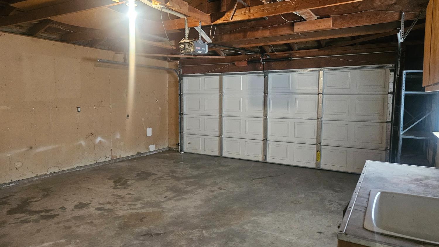 3216 Renn Avenue Clovis, CA 93611 - Photo 11 of 25 Gallery Image 11