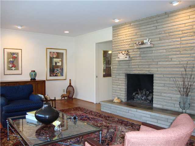 203 Croswell Road Columbus, OH 43214 - Photo 3 of 25 Gallery Image 3
