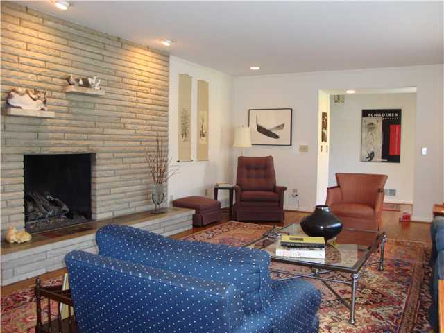 203 Croswell Road Columbus, OH 43214 - Photo 4 of 25 Gallery Image 4