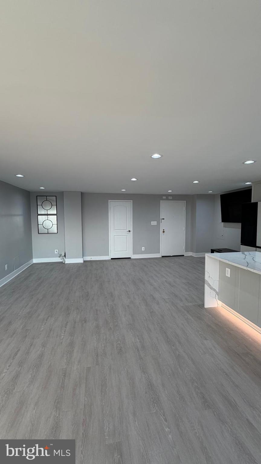 9701 Fields Road, Unit 2502 Gaithersburg, MD 20878 - Photo 31 of 43