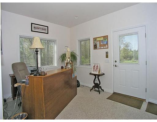 16334 Lowery Road Chelsea, MI 48118 - Photo 5 of 10 Photo 5