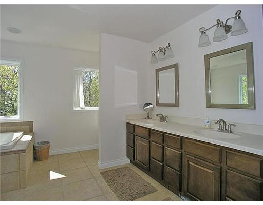 16334 Lowery Road Chelsea, MI 48118 - Photo 7 of 10 Photo 7