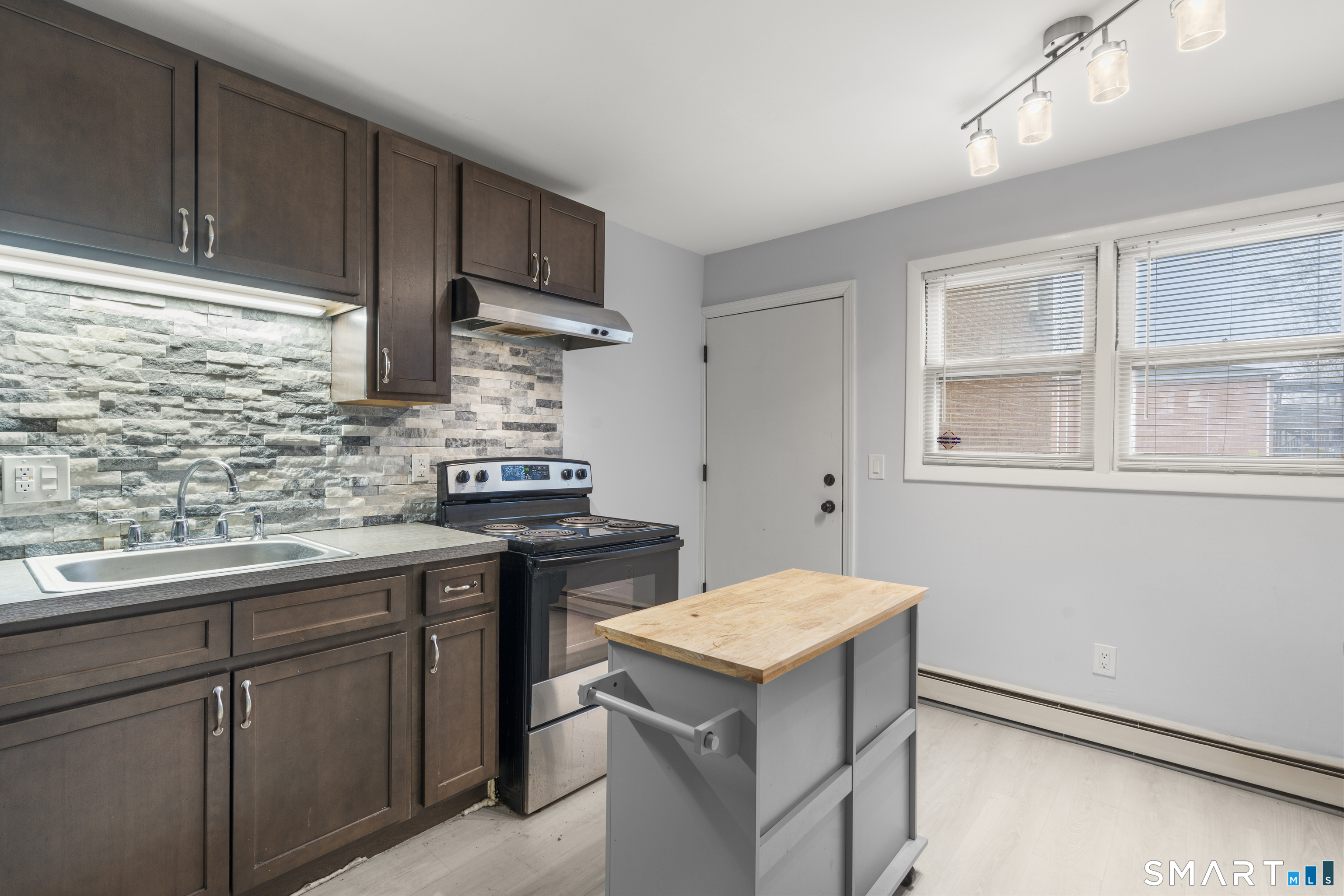 161 West Spring Street, Unit D2 West Haven, CT 06516 - Photo 6 of 17