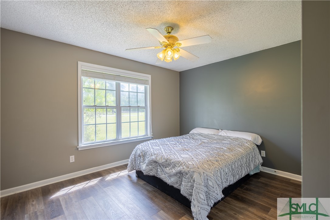 306 Main Trail Midway, GA 31320 - Photo 26 of 36 Second spare bedroom