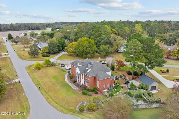$590,000 | 1181 Cedar Hill Drive, Williamston, NC 27892