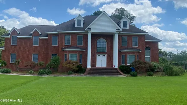 $590,000 | 1181 Cedar Hill Drive, Williamston, NC 27892