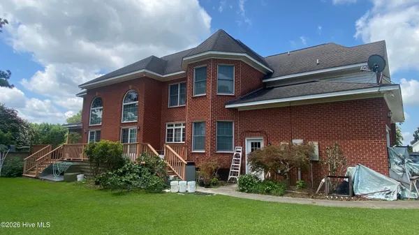 $590,000 | 1181 Cedar Hill Drive, Williamston, NC 27892