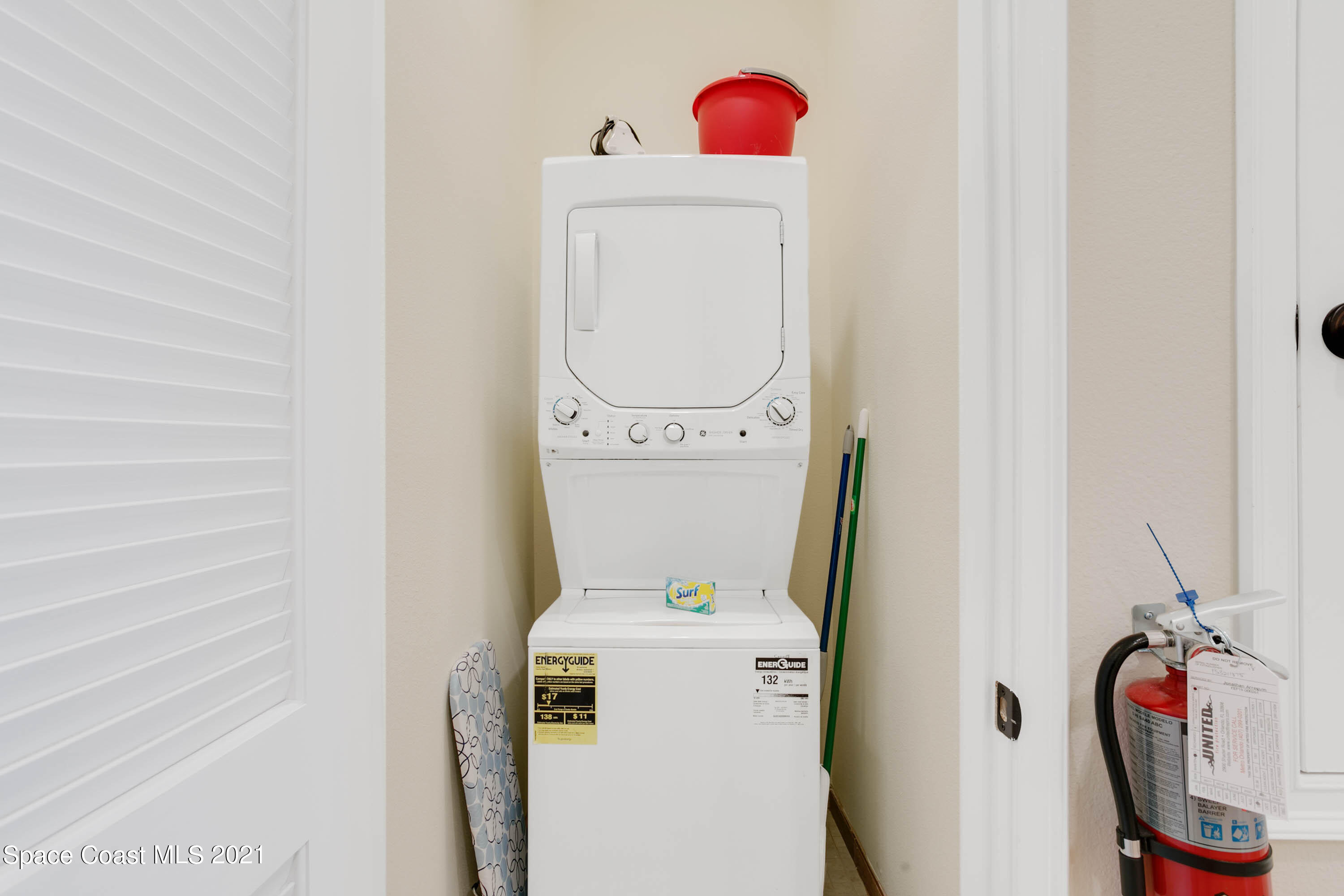 3070 Key Lime Loop Kissimmee, FL 34747 - Photo 22 of 35 Laundry