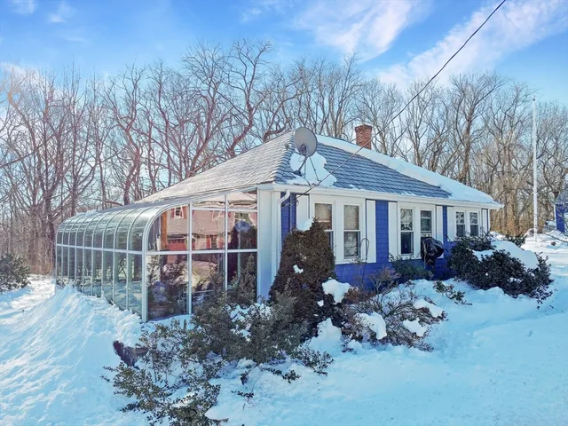 $450,000 | 62 Lois Street, Haverhill, MA 01830