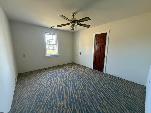 $2,500 | 102 Harbor Road, Marmora, NJ 08223