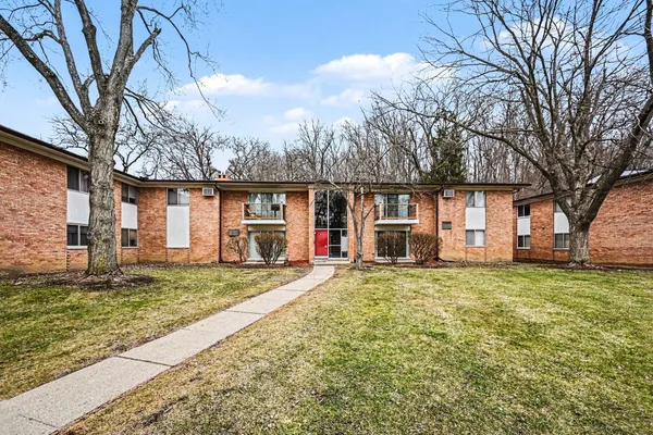 $1,850 | 1245 Island Drive, Unit 202, Ann Arbor, MI 48105