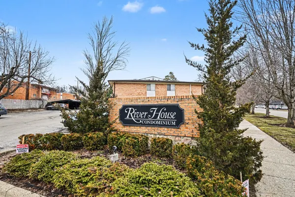 $1,850 | 1245 Island Drive, Unit 202, Ann Arbor, MI 48105
