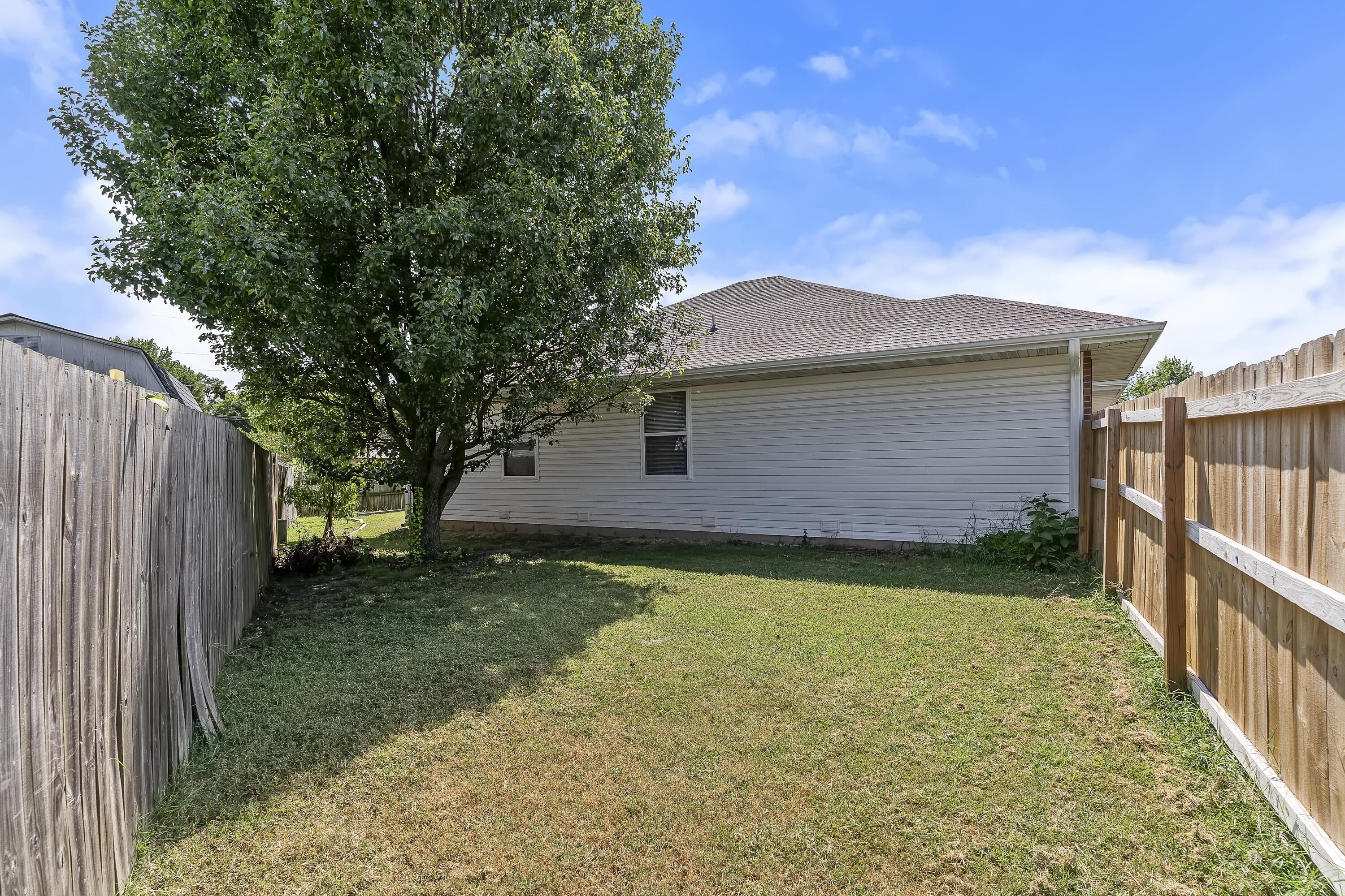 3208 West Scott Street Springfield, MO 65803 - Photo 28 of 33 3208 W Scott-30