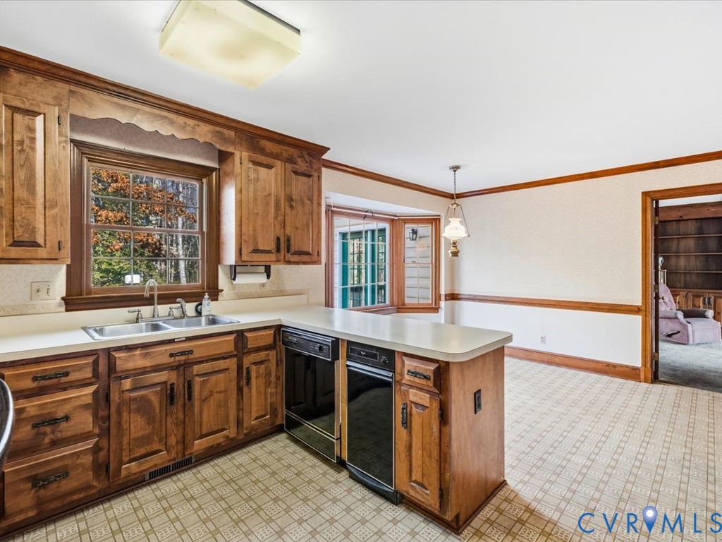 8960 Cardiff Road North Chesterfield, VA 23236 - Photo 6 of 43 Gallery Image 6