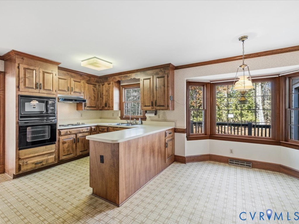 8960 Cardiff Road North Chesterfield, VA 23236 - Photo 8 of 43 Gallery Image 8