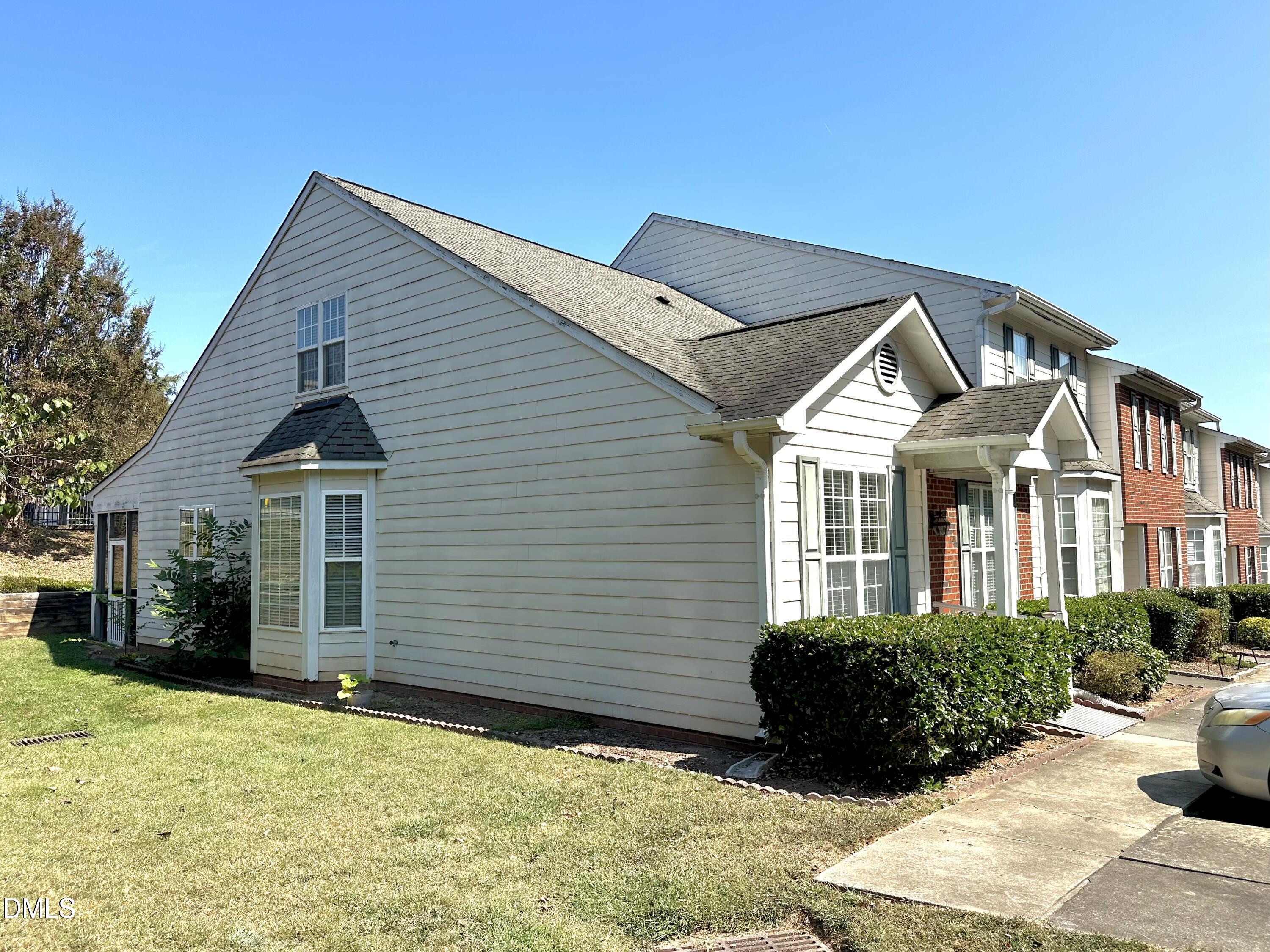 1 Signet Drive Durham, NC 27705 - Photo 3 of 33 IMG_7177