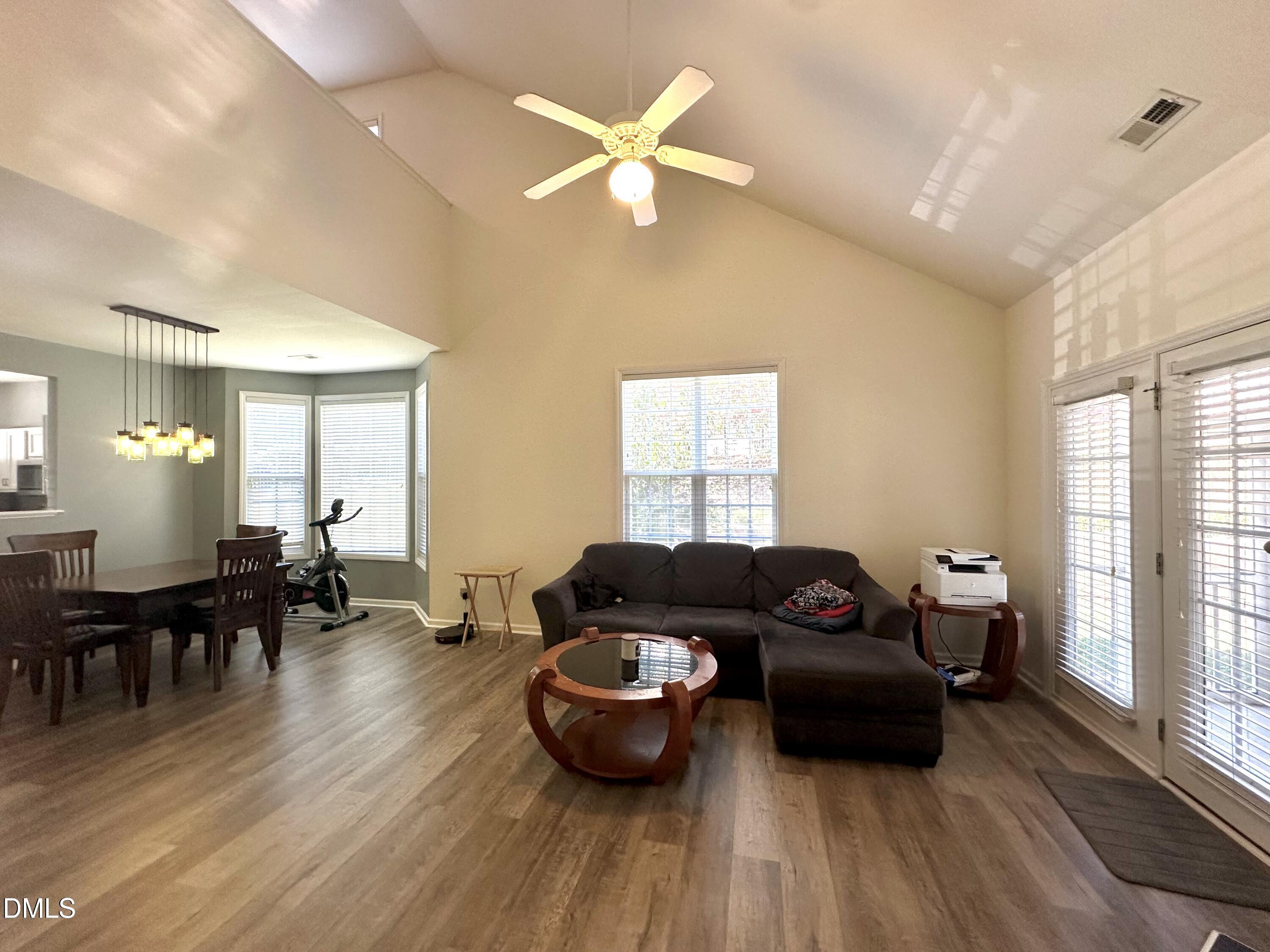 1 Signet Drive Durham, NC 27705 - Photo 6 of 33 IMG_7180