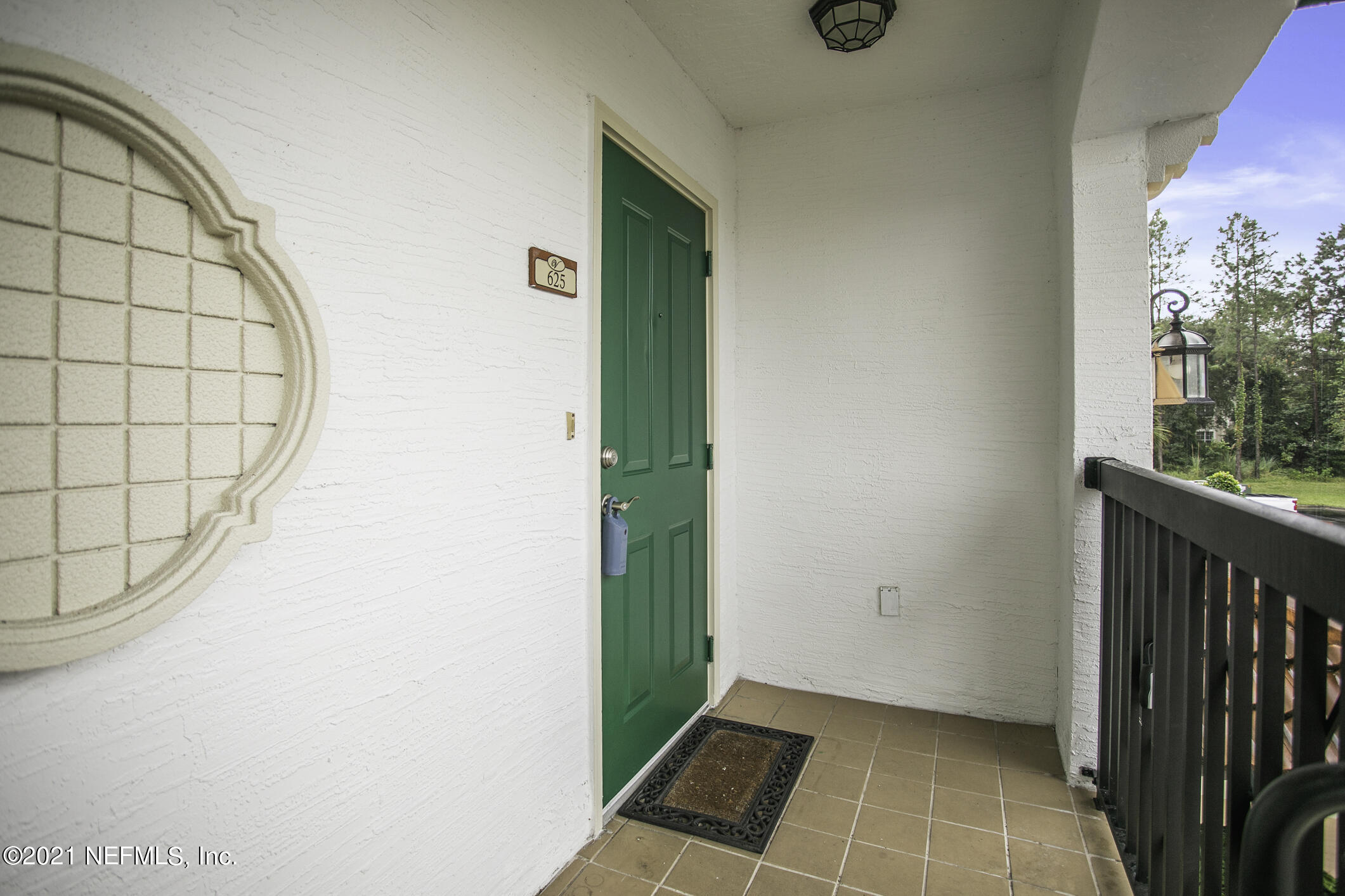 COVERED ENTRY