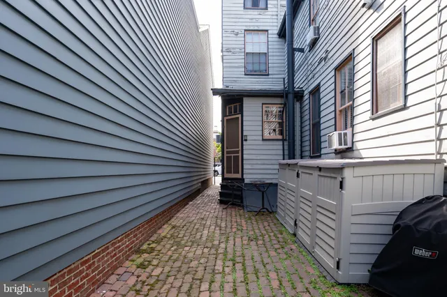 a view of outdoor space yard and patio