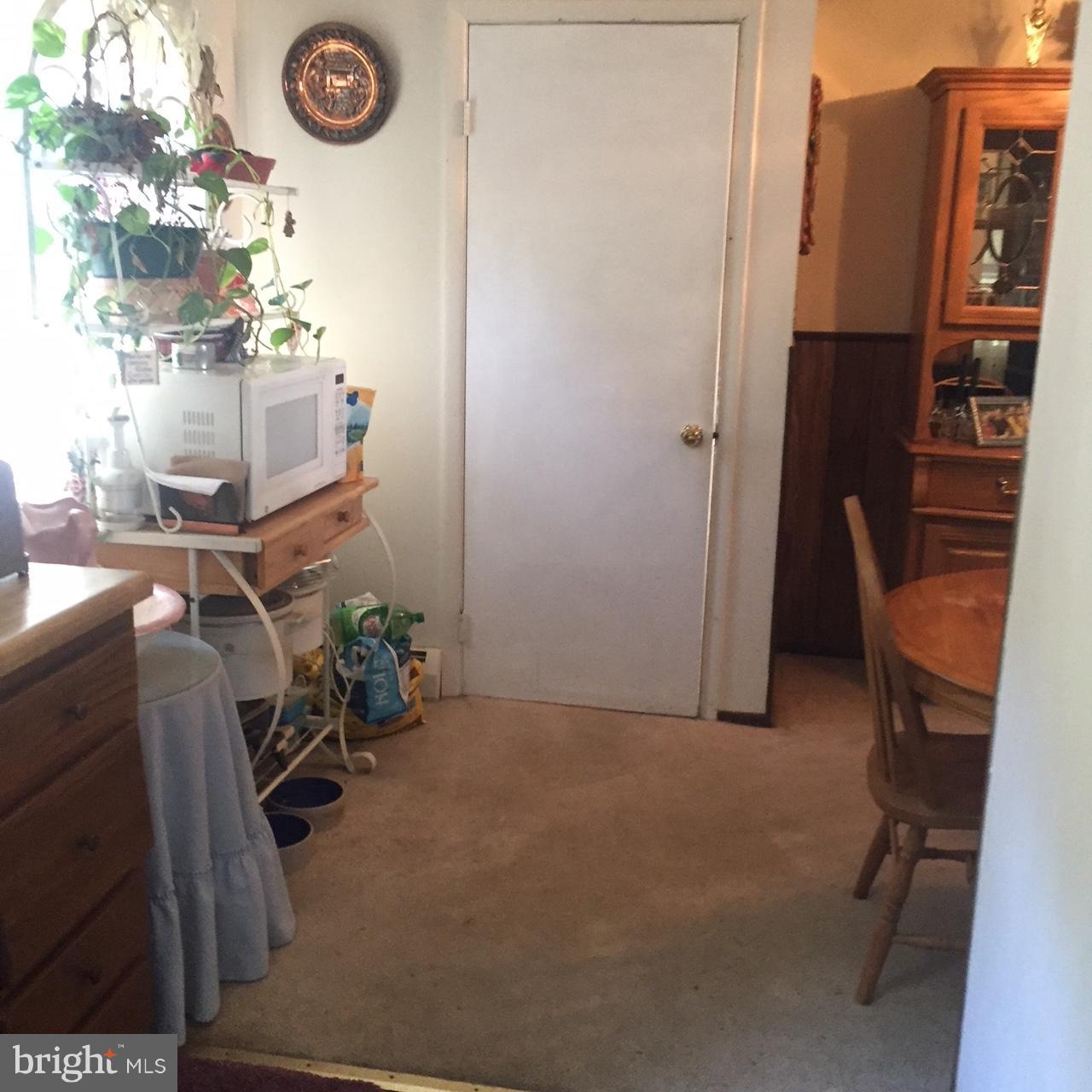 1417 Colchester Road Woodbridge, VA 22191 - Photo 14 of 27 Interior (General)