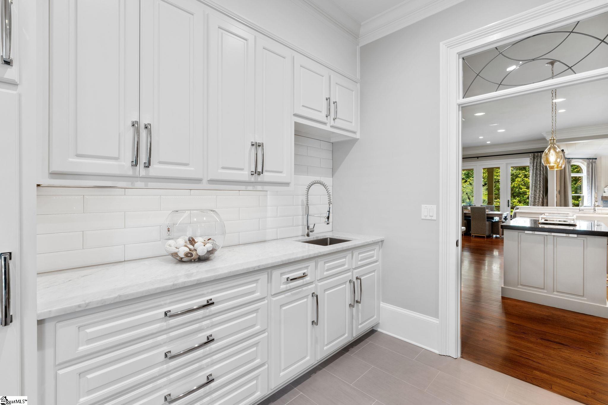 482 East Parkins Mill Road Greenville, SC 29607 - Photo 16 of 36