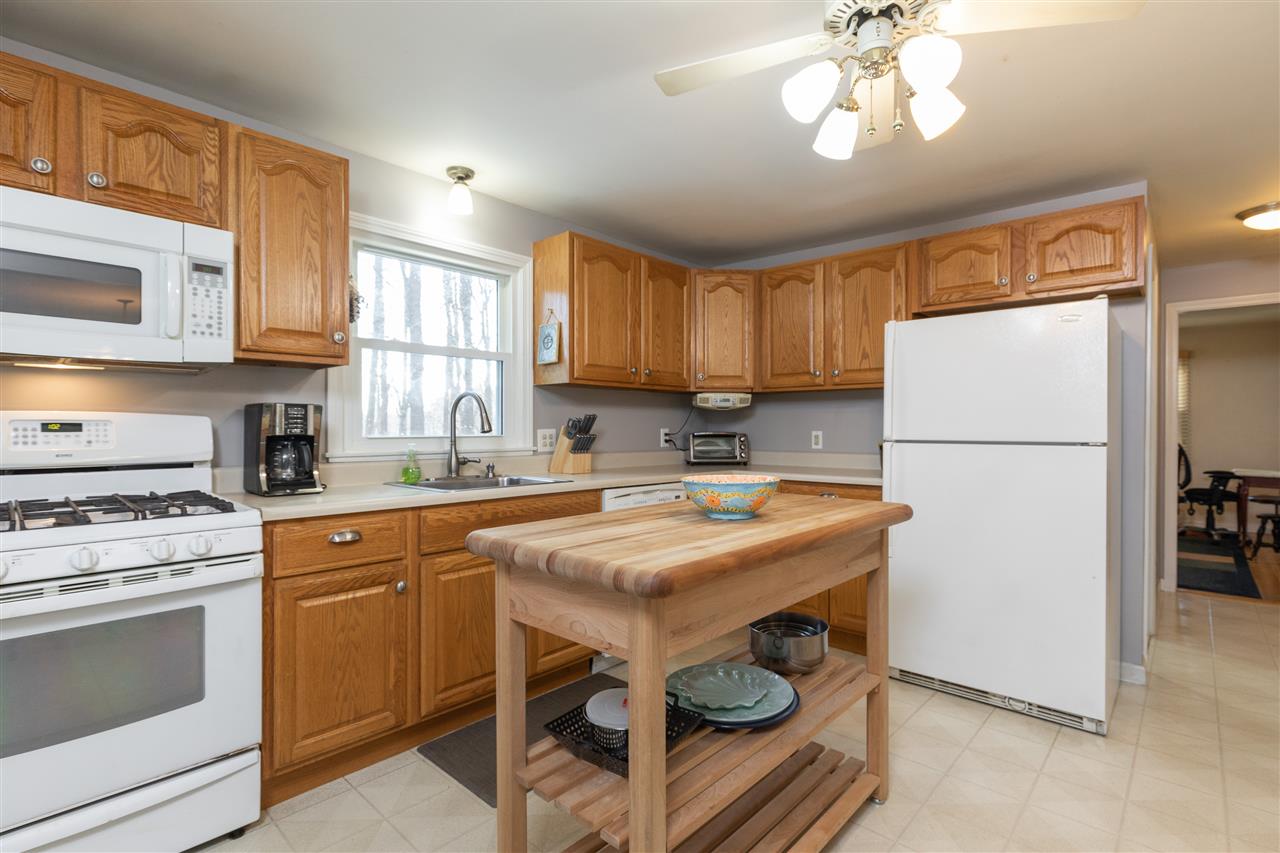 19 Ridge View Terrace Hampton, NH 03842 - Photo 14 of 40