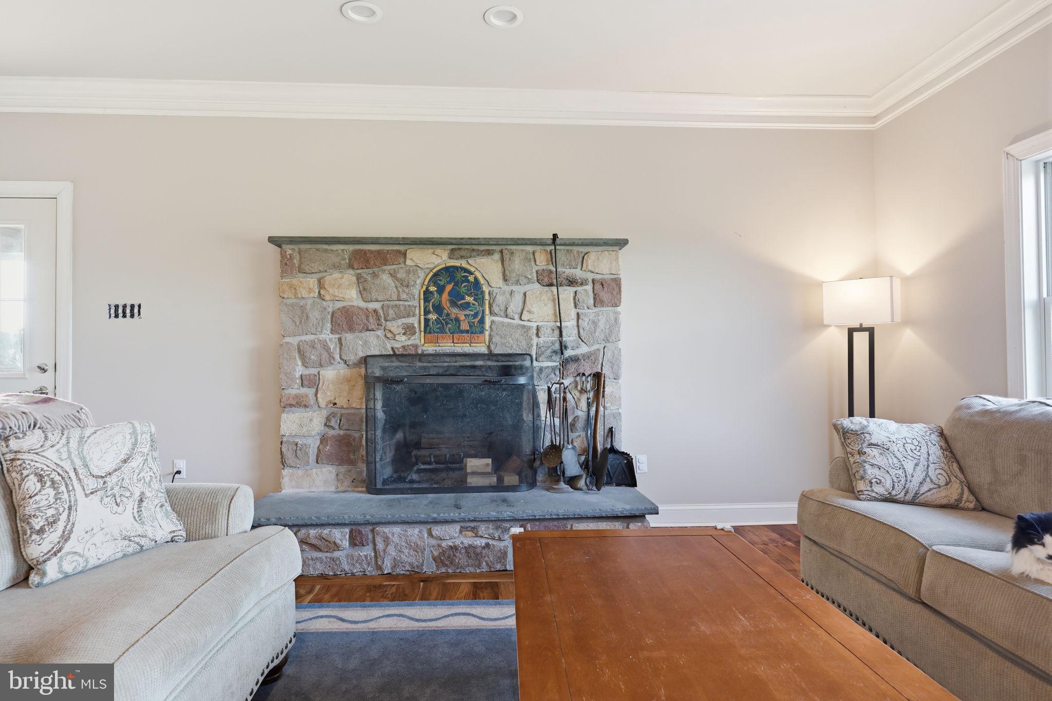 949 Blooming Glen Road Perkasie, PA 18944 - Photo 9 of 48