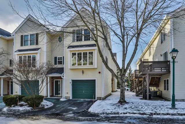 $449,900 | 34 Groveland Commons Way, Unit 34, Groveland, MA 01834