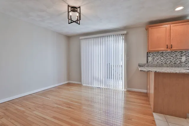 $449,900 | 34 Groveland Commons Way, Unit 34, Groveland, MA 01834